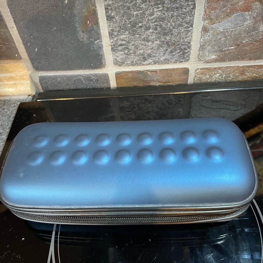 EUC Blue art/pencil storage case flexible foam case with zipper Great storage